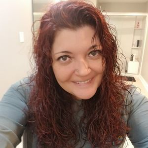 Meet your Posher, Tina